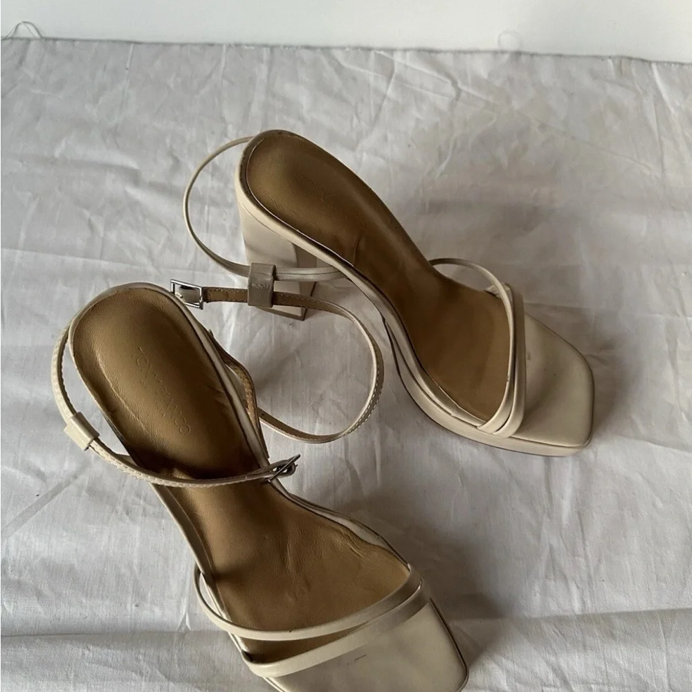 Tony Bianco Detroit Heels Platform Vanilla Capretto Cream 7 $210 - Picture 3 of 7